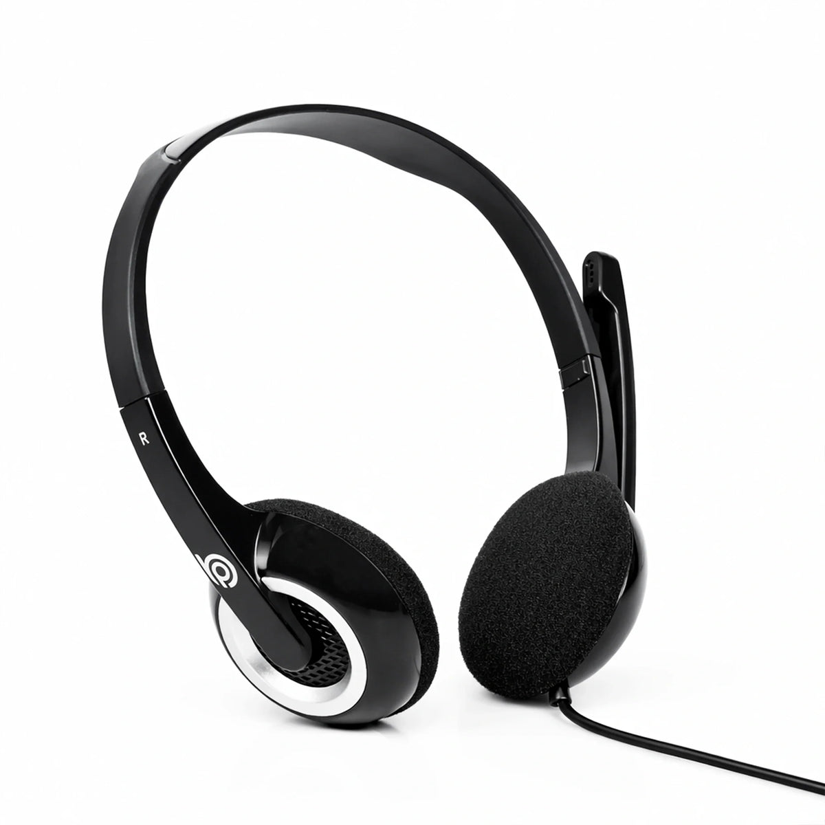 Front view of the BigPassport Pro-Boom 189 USB over-ear headset with noise cancelling microphone in black and silver.